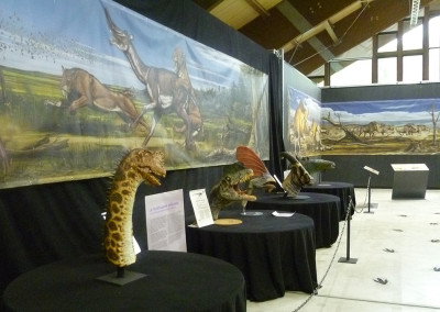 DINOSAURS IN THE FLESH - Traveling Exhibition